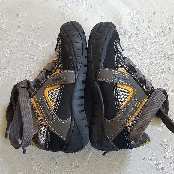 Children's Place Black Grey Lace Up Sneakers Tennis Shoes Baby Size 4 - Picture 8 of 10